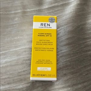 NWT REN Clean Skincare Mineral SPF 30 Mini